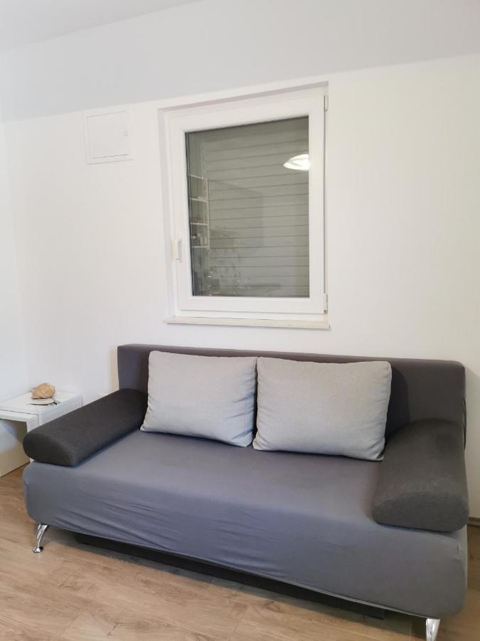 Apartmani Kronjac Milna  Exteriör bild