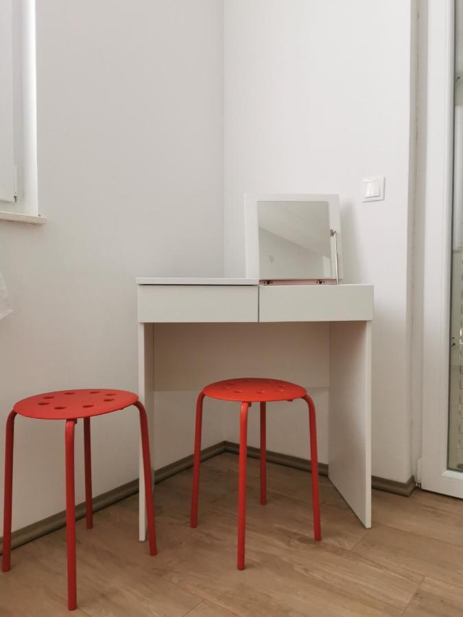 Apartmani Kronjac Milna  Exteriör bild